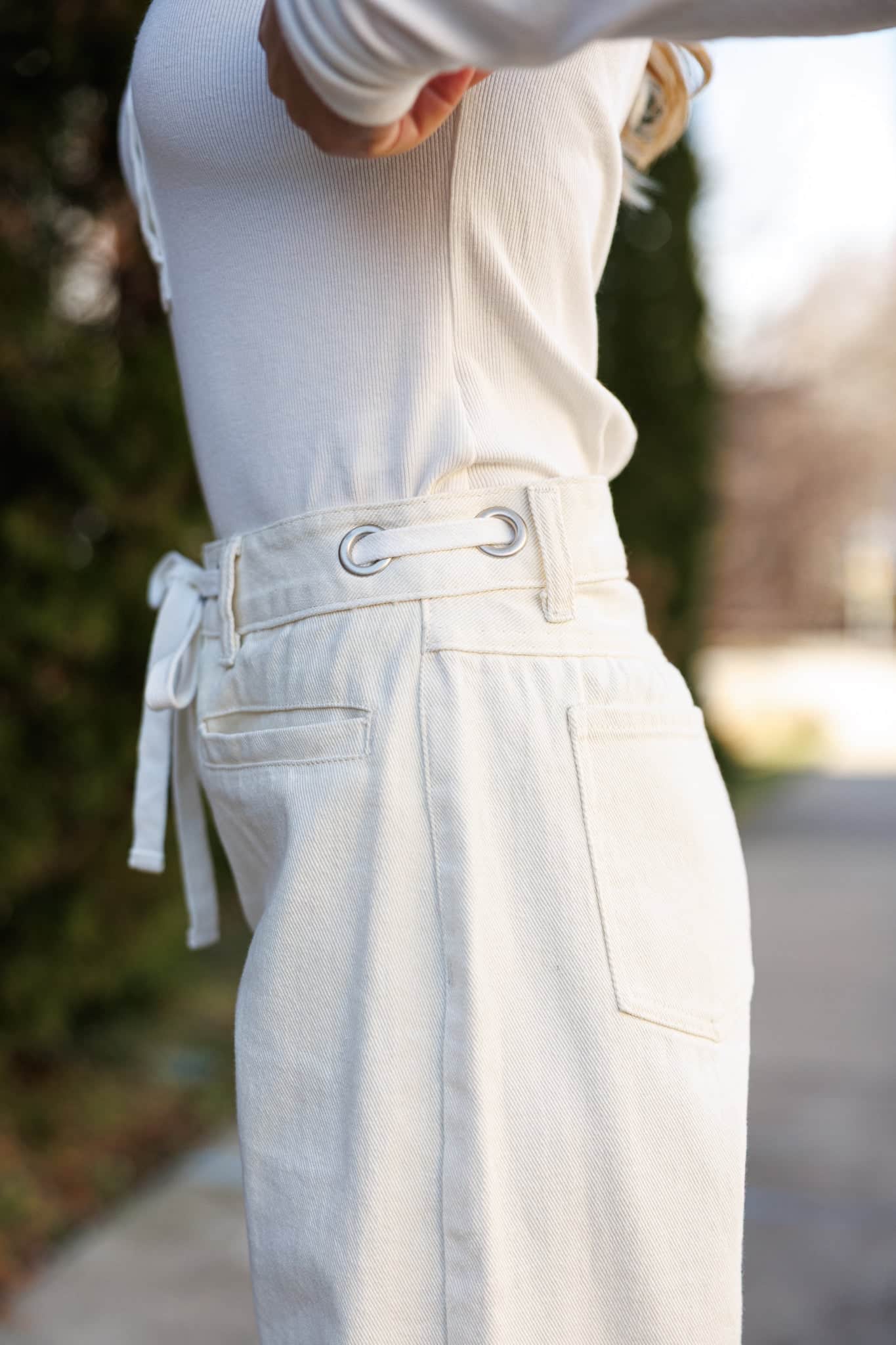 Cream Eyelet Barrel Jeans - Image 2