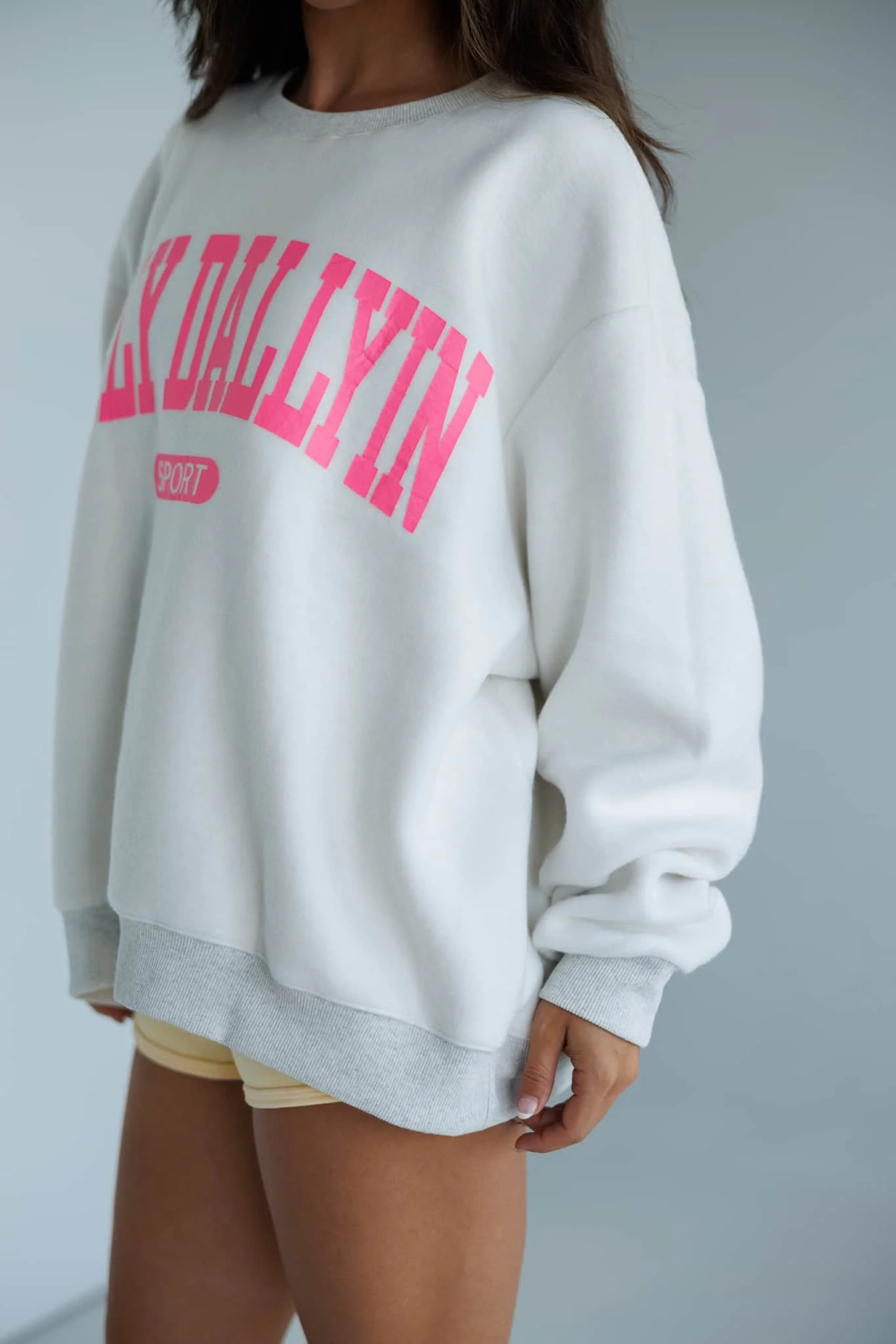 Dilly Dally Reversible Sweatshirt - Image 7