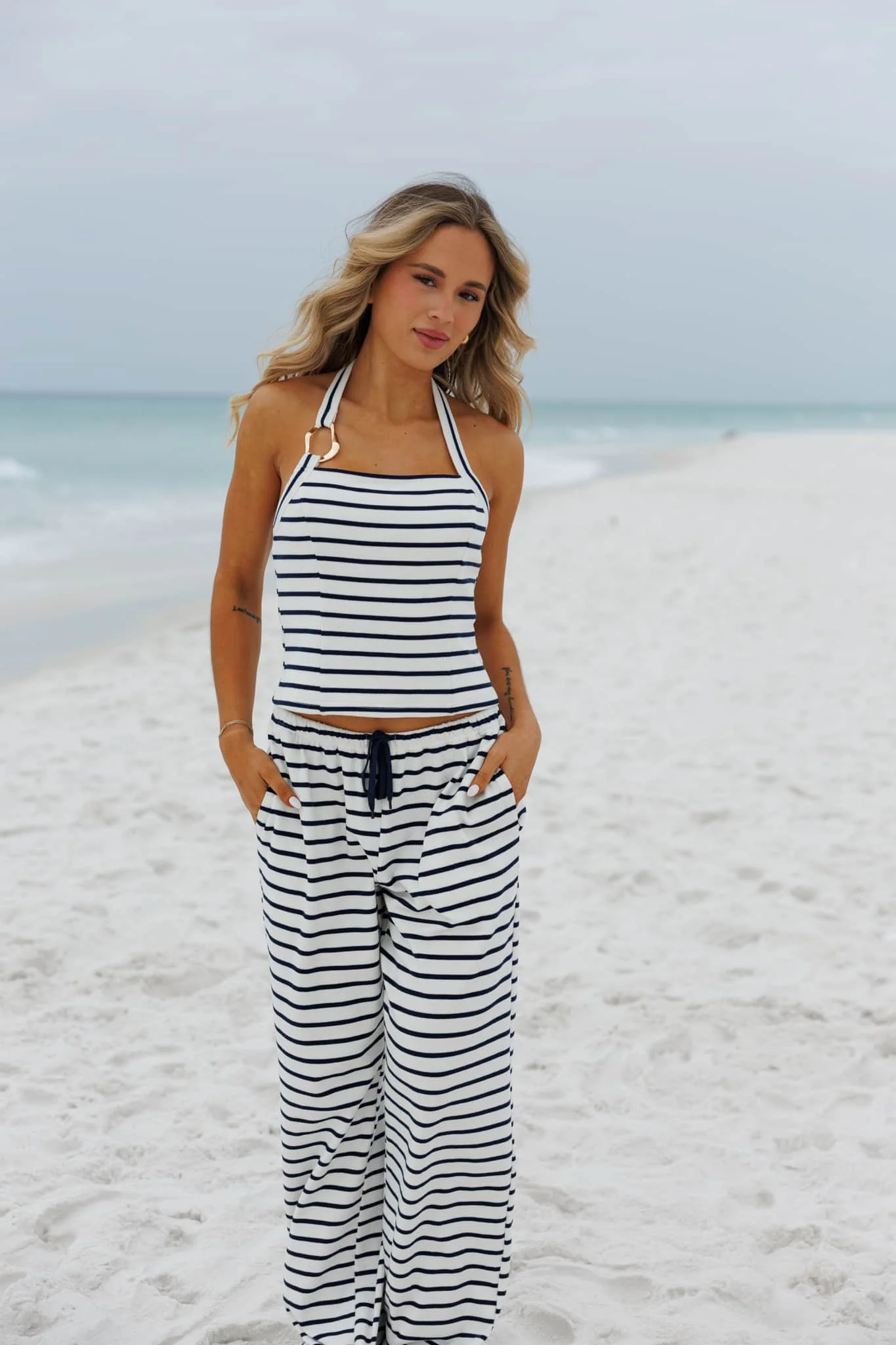 Editorial Coastal Top