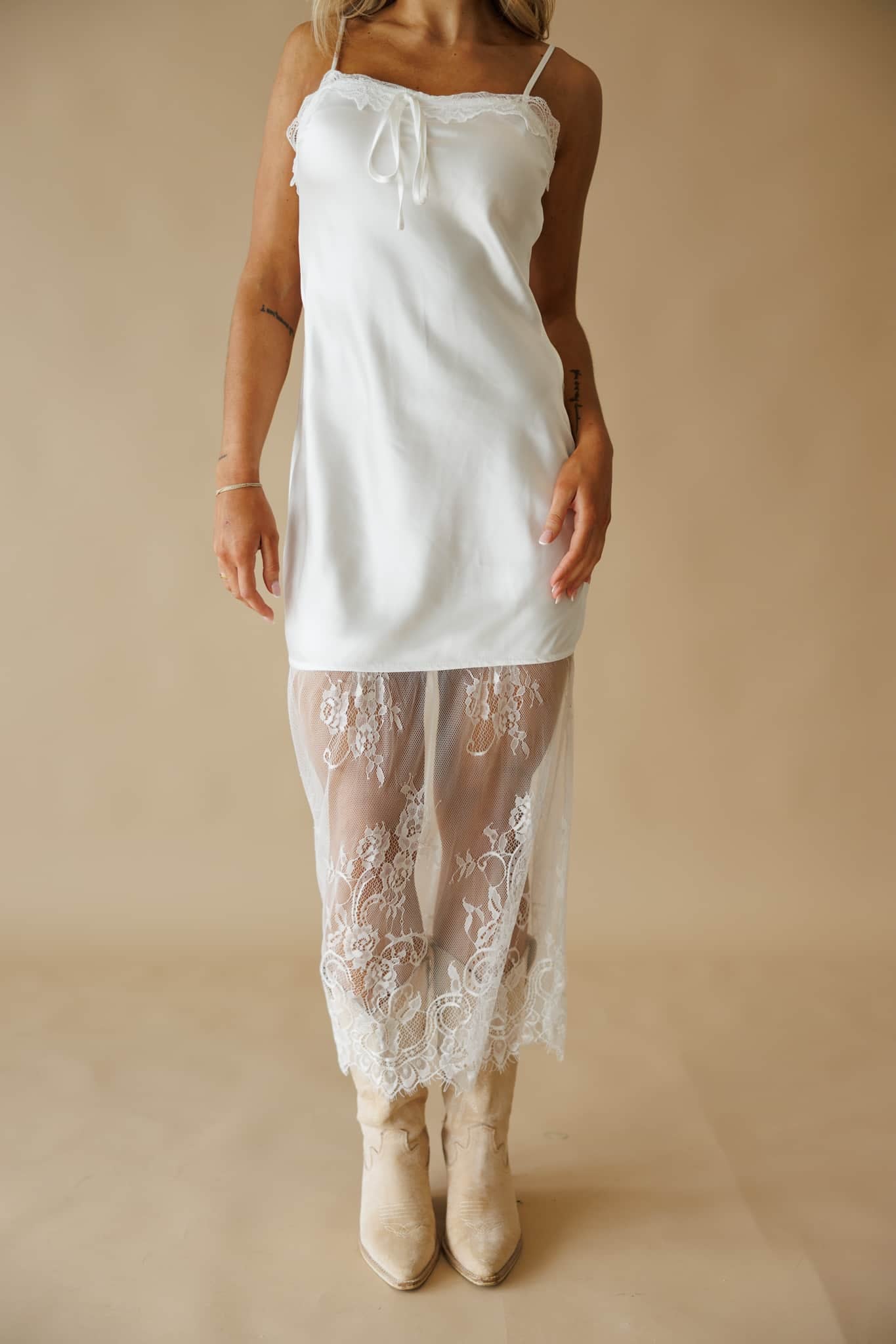 Endless Love Lace Dress - Image 3