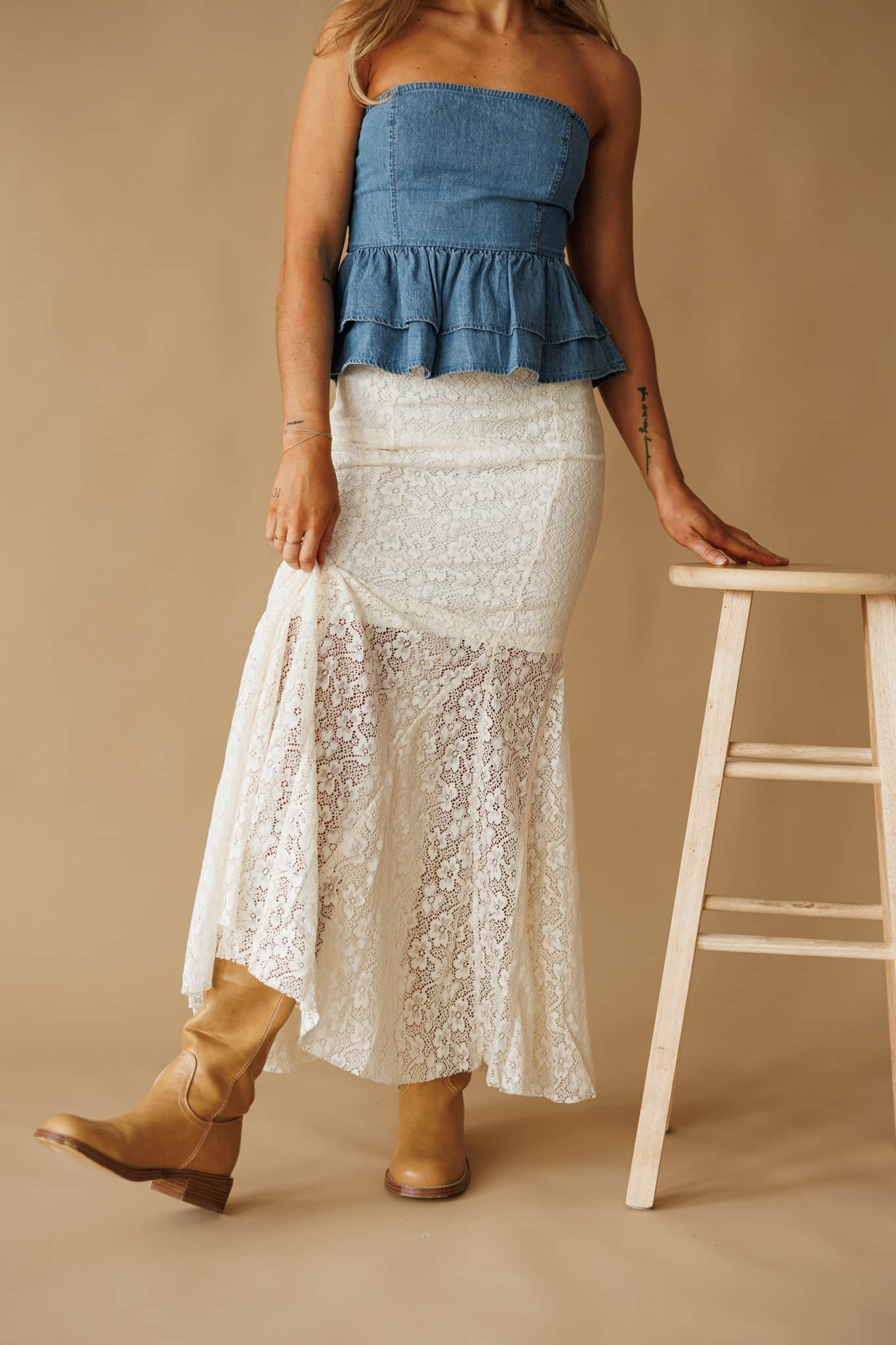 Lace Fitted Mermaid Skirt - Image 6
