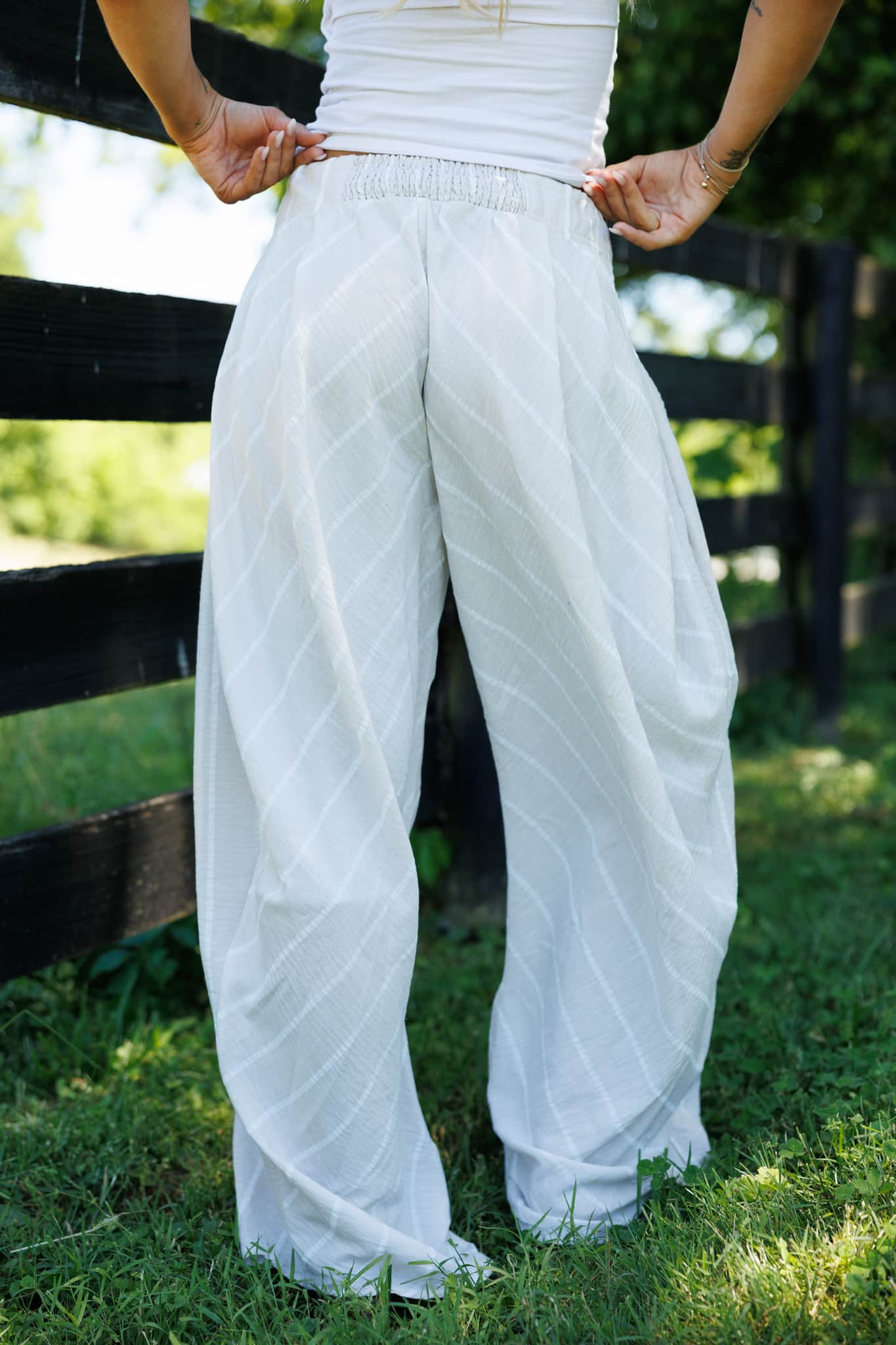 Sunroom Linen Wide Leg Pant - Image 3