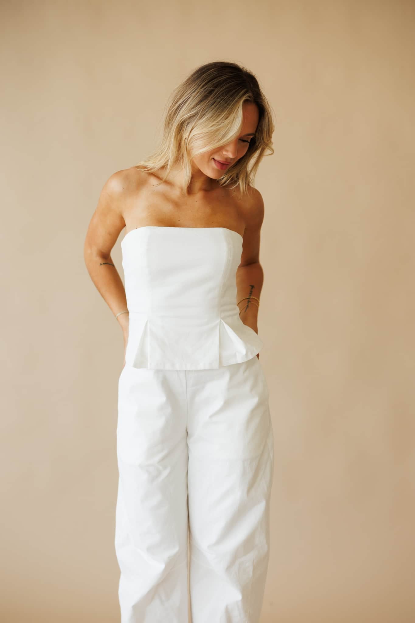 [Pre-Order!] White Peplum Barrel Jumpsuit - Image 5